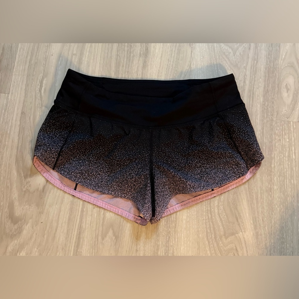 Lululemon Speed Up Short 2.5” Ombre Speckle Stop Print Vintage Pink Black Size 4 - Picture 5 of 8